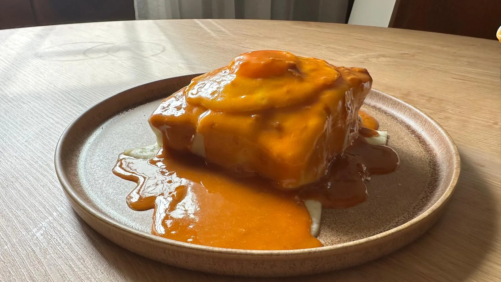 Francesinha de lombo