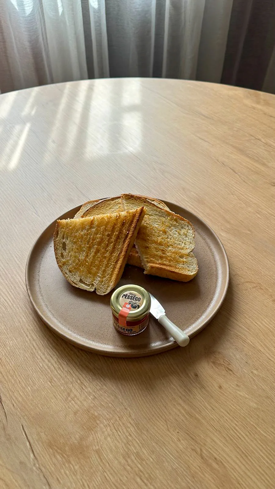 Torrada em pão especial com doce